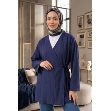 Modestim Kadın Kruvaze Yaka Yan Bağlamalı Çilek Kumaş Yazlık Hırka Kimono Tesettür Tunik Lacivert Tesettür Giyim
