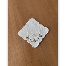 Marys Concept Köşe Çiçek Nakışlı Kokteyl Peçeteler (6'lı)