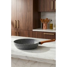 Bonera Vogue 26 cm İndüksiyon Tabanlı Granit Tava - Yanmaz Yapışmaz - Ahşap Sap
