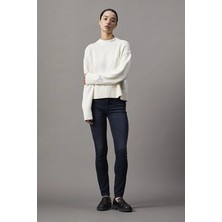 Calvin Klein Jeans Kadın Kazak J20J225073 Beyaz