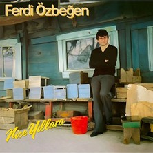 İz Müzik Iz Müzik Ferdi Özbeğen Nice Yıllara Plak