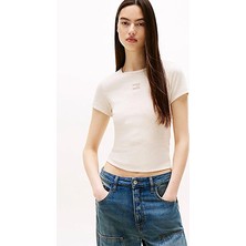 Tommy Jeans Kadın Tişört DW0DW17881 Bej