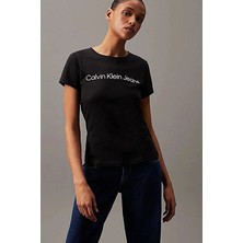 Calvin Klein Jeans Kadın Tişört J20J220253 Siyah