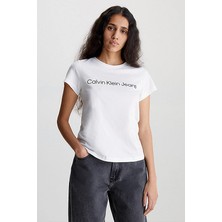 Calvin Klein Jeans Kadın Tişört J20J220253 Beyaz