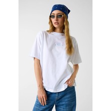 Guess Jeans Kadın Tişört W6RI20K8HM0 Beyaz
