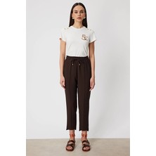 Onfashion Regular Fit Dar Paça Bağcıklı Lastikli Dokuma Kadın Pantolon 74138 Kahve