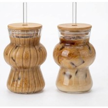 Ikili Cam Soğuk Kahve Bardağı 2’li Set – Bambu Kapaklı ve Cam Pipetli, 350 ml Estetik Tasarım, Iced Coffee & Smoothie Bardağı (13 Cm)