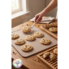 Vivenda Silikon Pişirme Matı Büyük Boy Fırın Tepsisi Kaymaz Pişirme Kağıdı Alternatifi 42X32 cm