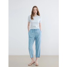 LC Waikiki  Lcw Lcw Modest Indigo Beli Lastikli Mom Fit Kadın Jean Pantolon