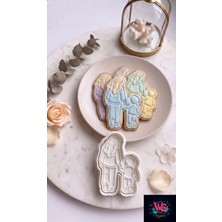 WLS Studio Anne ve Erkek Çocuk Kurabiye Kalıbı – Anneler Günü & Özel Gün Hamur Şekillendirici 9.5 cm
