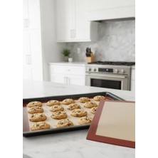 TeOra Store Yanmaz Yapışmaz Silikon Pişirme Matı, Fırın Altlığı, 30X40 Cm, 116 Gr, 0.75 mm Kalınlık, Yıkanabilir, 220 Derece Isıya Dayanıklı