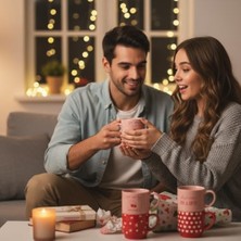 Yake Store 2'li Istiflenebilir Porselen Kupa Seti - Üst Üste Duran Kalp Desenli Kule Bardak - 2 Farklı Modelden Biri (Sürpriz/asorti) - Sevgiliye Hediye