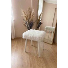 Zelda Peluş Tabure Beyaz 45 cm | Modern Ahşap Ayaklı Makyaj Taburesi, Puf Koltuk, Yumuşak Peluş Kumaş, 120 kg Taşıma Kapasiteli