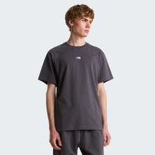 The North Face NF0A8GQE-DOM Essential Center Logo Relaxed Short Erkek T-Shirt