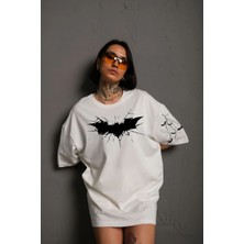 Velmora Fashion Kadın Bisiklet yaka tişort Ön ve Kol Yarasa Baskılı T-shirt  - Beyaz