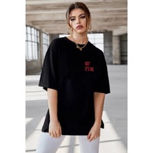Tarz Yeri Kadın Baskılı T-Shirt Kısa Kol Bisiklet Yaka Oversize Rahat Kalıp Tişört - Siyah