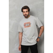 Tarz Yeri Erkek Baskılı T-Shirt Kısa Kol Bisiklet Yaka Regular Fit Rahat Kalıp Tişört -  Gri