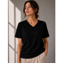 Tarz Yeri Kadın V Yaka Basic Tişört Kısa Kol Yazlık Regular Fit T-Shirt - Siyah