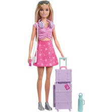 Barbie Aile ve Dostlar Sınırsız Macera Bebeği Malibu, Sarışın Bebek, Valiz ve Seyahat Temalı Aksesua