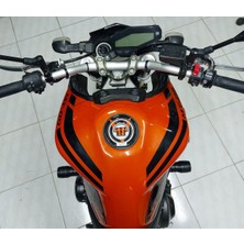 Yamaha Mt-09 Depo Üstü Çift Çizgi Sticker Modeli 