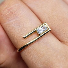 Fasek Gold Gümüş Yüzük - Ataç Signity Swaroski (Zirkon) Baget Taşlı Tasarım Gümüş Yüzük-Baget Taşlı Gümüş Yüzük