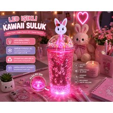 Kesene Çift Katlı Içecek Bardağı LED Işıklı Pipetli Kawaii Chibi Sevimli Tavşan Figürlü Suluk 450ML Kırmızı