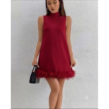 Nake Butik Kadın Dik Yaka Kolsuz Tüy Detaylı Mini Elbise