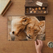 Kardeş Aslanlar Tasarımı 240 Parça Ahşap Puzzle Ahşap Kutuda  MP06847