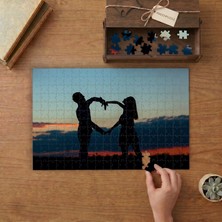 Romantik Çift- Günbatımı Manzarası Tasarımı 240 Parça Ahşap Puzzle Ahşap Kutuda  MP00011
