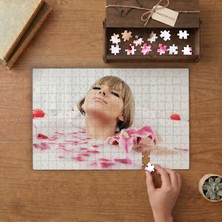 Köpük Banyosu Yapan Kadın Tasarımı 240 Parça Ahşap Puzzle Ahşap Kutuda  MP00625