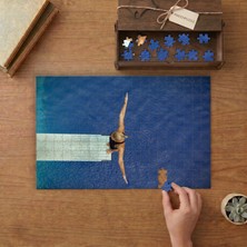 Havuza Atlayan Yüzücü  Tasarımı 240 Parça Ahşap Puzzle Ahşap Kutuda  MP00810
