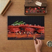 Baharatlı Sucuk Dilimleri - Yiyecek Sunumu Tasarımı 240 Parça Ahşap Puzzle Ahşap Kutuda  MP01105