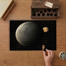 Jüpiter'in Uydusu - Gezegenler Tasarımı 240 Parça Ahşap Puzzle Ahşap Kutuda  MP01955