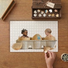 Yumurta Kabuğundaki Çocuklar Tasarımı 240 Parça Ahşap Puzzle Ahşap Kutuda  MP00586