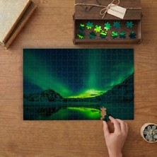 Kuzey Işılları - Karlı Dağlar - Manzara Tasarımı 240 Parça Ahşap Puzzle Ahşap Kutuda  MP03078