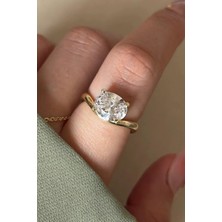 Leo'Stone Lüks Oval Kesim Zirkon Taşlı Sarmal Model Ayarlanabilir Kadın Yüzük