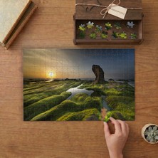 Yosun Örtülü Deniz Kıyısı Tasarımı 240 Parça Ahşap Puzzle Ahşap Kutuda  MP05239