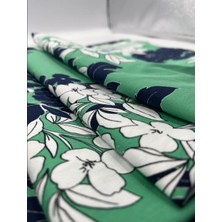 Elna Kumaş Yeşil Çiçekli Pamuk Saten Kumaş – Nefes Alan | 130 cm En
