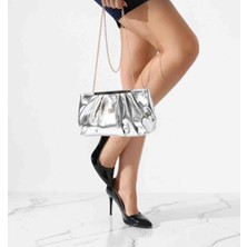 Boutique Kadın Abiye Çantası Büzgülü Deri Portföy Zincirli Omuz ve El Çantası Clutch