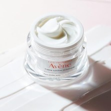Avene Creme Nutritive Revitalisante Kuru Çok Kuru ve Hassas Ciltler Için Yüz Bakım Kremi (50 Ml)