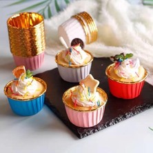 20 Adet Mini Muffin ve Cupcake Kalıbı – Yapışmaz Tek Kullanımlık Kağıt Kek Kalıbı, Isıya Dayanıklı, Renkli ve Pratik Pişirme Kabı, Muffin ve Cupcake Sunumuna Uygun (Mavi)