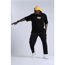 Tarz Yeri Erkek Kısa Kol Yazlık Tişört Bisiklet Yaka Baskılı Oversize T-Shirt - Siyah