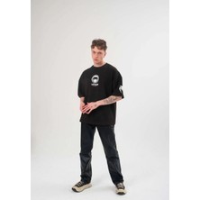 Tarz Yeri Bisiklet Yaka Baskılı Oversize T-Shirt - Siyah -