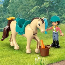 Teknocan Marketing At ve Midilli Römorku 42634-4 Yaş ve Üzeri Çocuklar Için Liann ve Zoya Minifigürü Içeren Yaratıcı Oyuncak Yapım Seti (105 Parça)