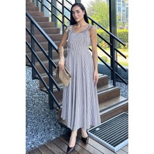 Gülseli Omuz Bağcıklı Desenli Elbise P-00022419