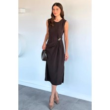 Gülseli Kadın Toka Detaylı Yırtmaçlı Elbise P-00022324