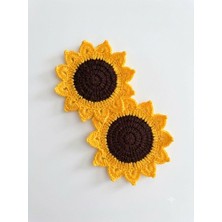 Mühürşah El Örgüsü Papatya Bardak Altlığı 2'li Set – Ayçiçeği Görünümlü Dekoratif Amigurumi Supla