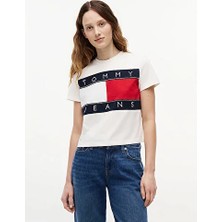 Tommy Hilfiger Tjw Kadın Regular Flag S/s T-Shirt