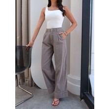 Esra Helvacı Ön Pile Detay Geniş Paça Jean