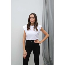 Bellavita Botuique Vatkalı Basic Tişört – Beyaz